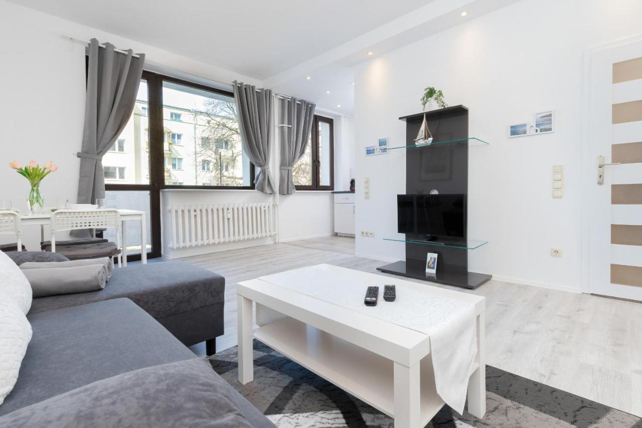 Apartments Riviera Swietojanska By Noclegi Renters Gdynia Bagian luar foto